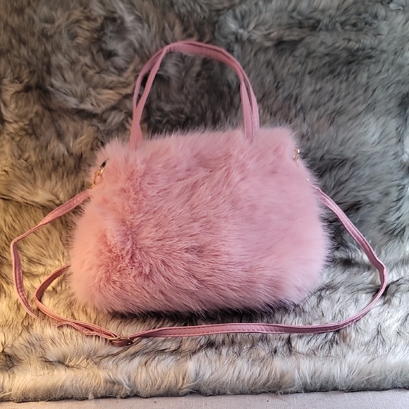 Handbags - Elegant Pink Faux Fur Shoulder Bag